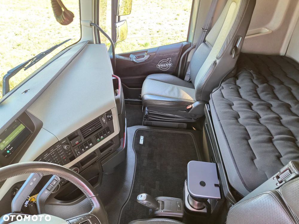 Volvo FH 540 Lowdeck - 25