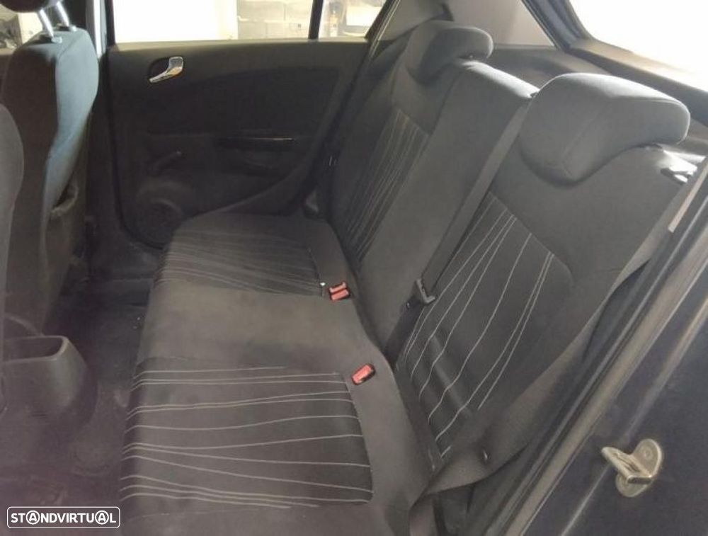Opel Corsa - 4
