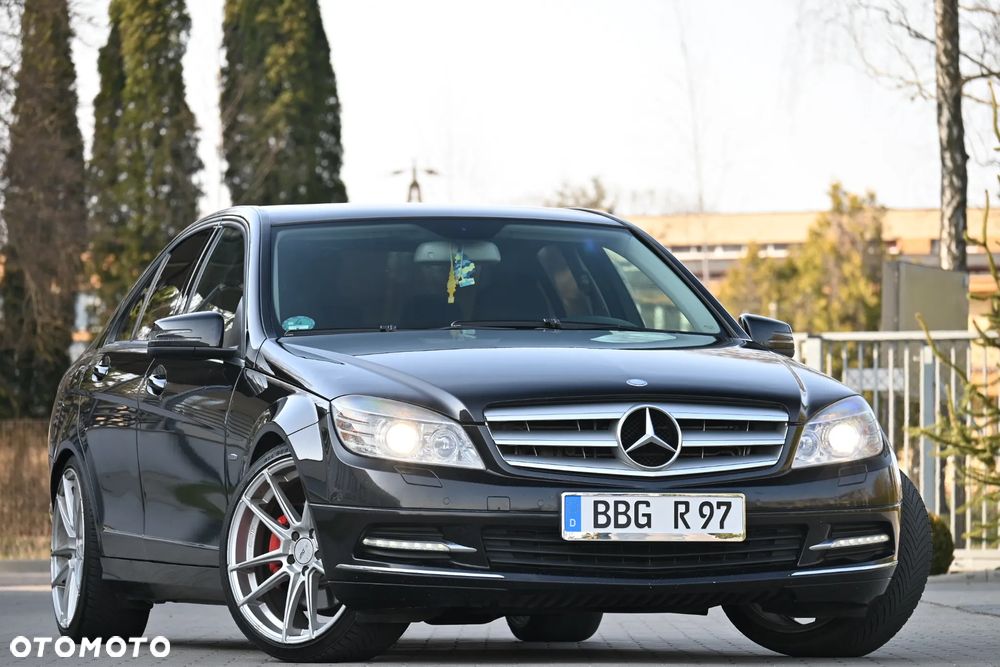 Mercedes-Benz Klasa C 350 CDI DPF 7G-TRONIC BlueEFFICIENCY Avantgarde - 5