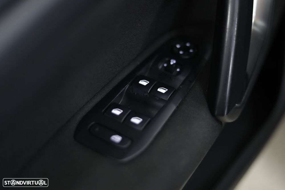 Peugeot 308 SW 1.6 BlueHDi Active - 17