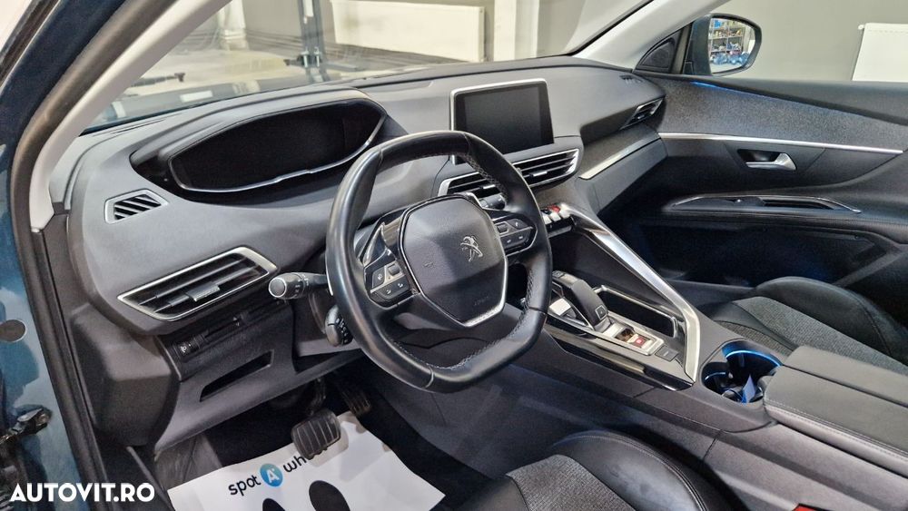 Peugeot 5008 1.2L PureTech EAT8 S&S Allure - 13