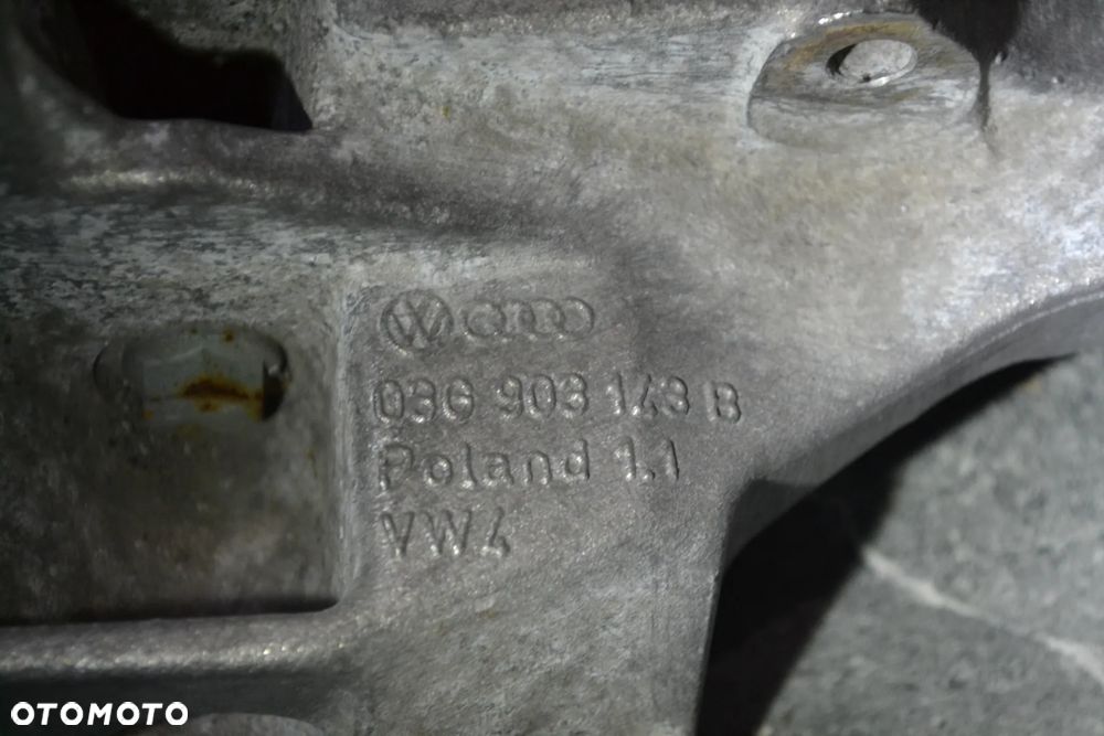 AUDI A4 B6 B7 1,9 2,0 TDI ŁAPA WSPORNIK MOCOWANIE ALTERNATORA 03G903143B - 3
