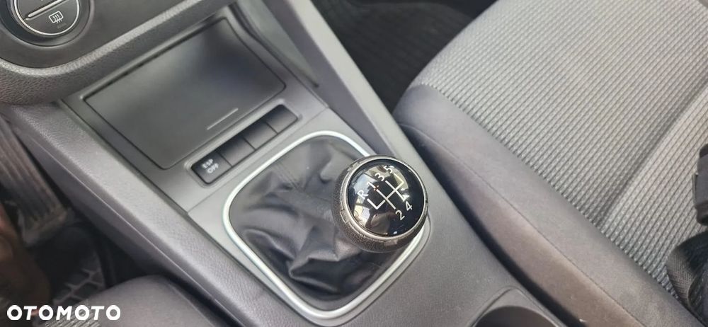 Volkswagen Jetta 1.9 TDI Comfortline - 11