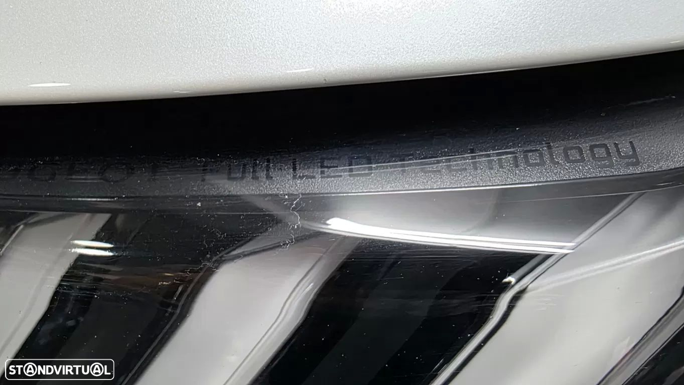 Peugeot 2008 1.2 PureTech GT Line EAT8 - 33