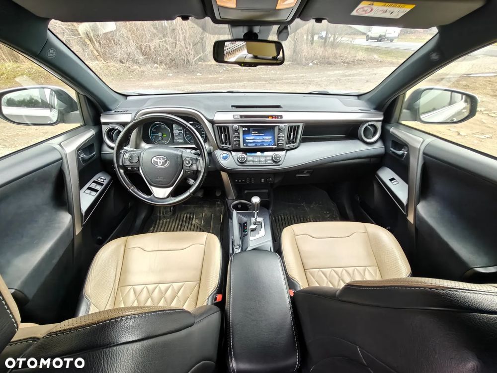 Toyota RAV4 - 13