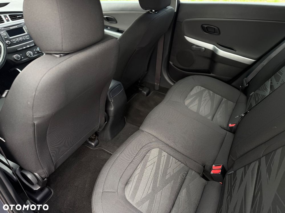 Kia Ceed 1.6 CRDi S - 18