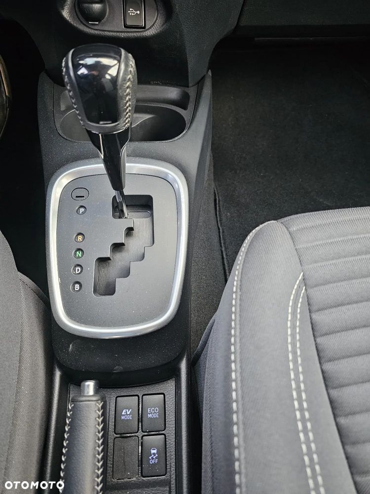 Toyota Yaris Hybrid 100 Premium EU6 - 21