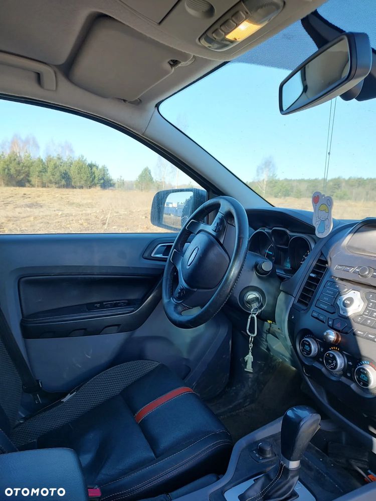 Ford Ranger ver-3-2-tdci-4x4-dc-wildtrak - 10