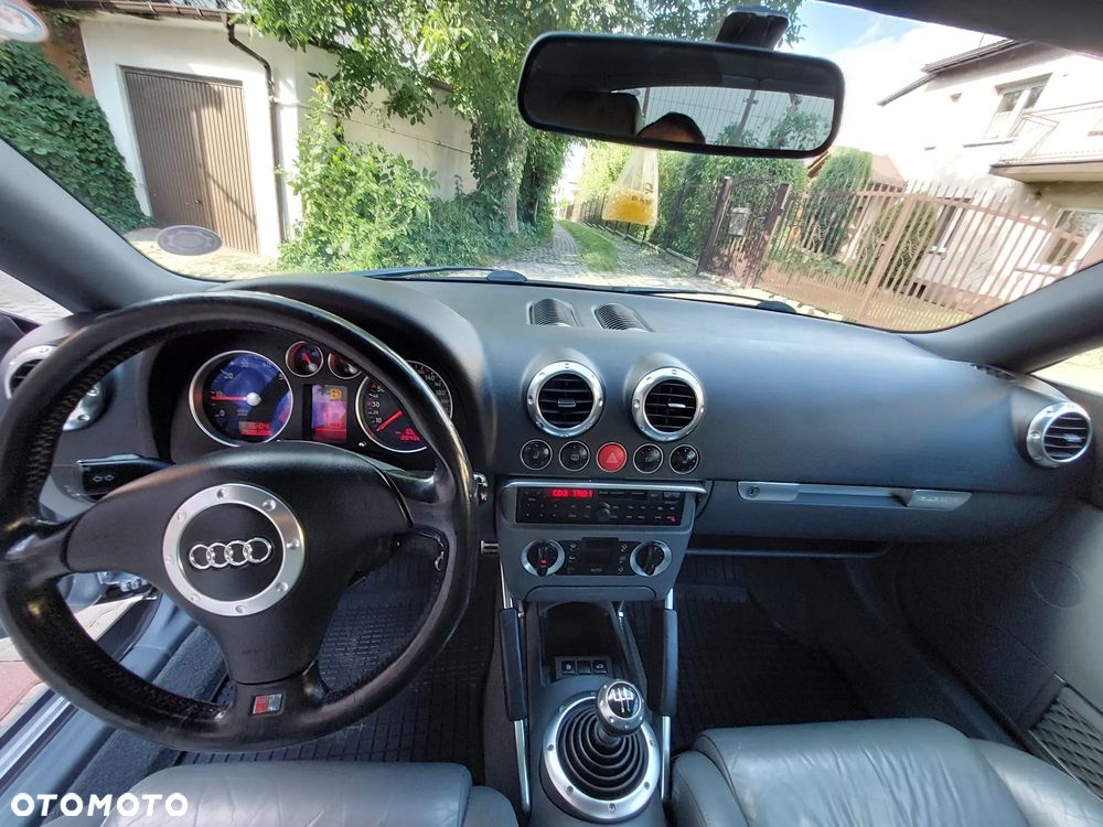Audi TT Coupé 1.8T Quattro - 14