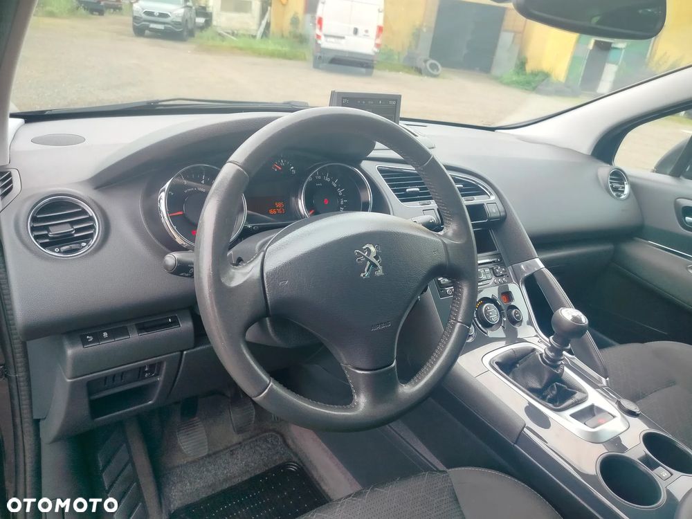 Peugeot 3008 155 THP Premium - 16