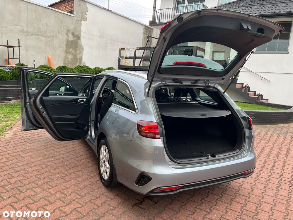 Kia Ceed 1.5 T-GDI M - 28