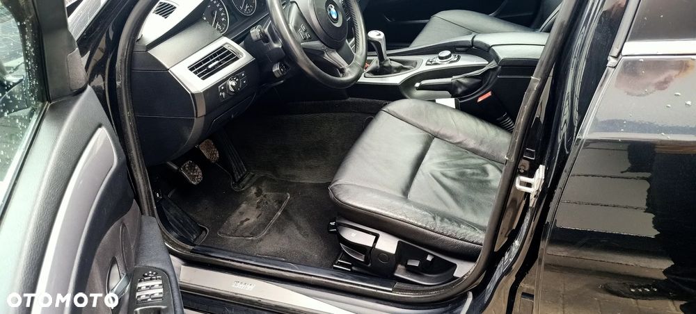 BMW Seria 5 520d Edition Exclusive - 11