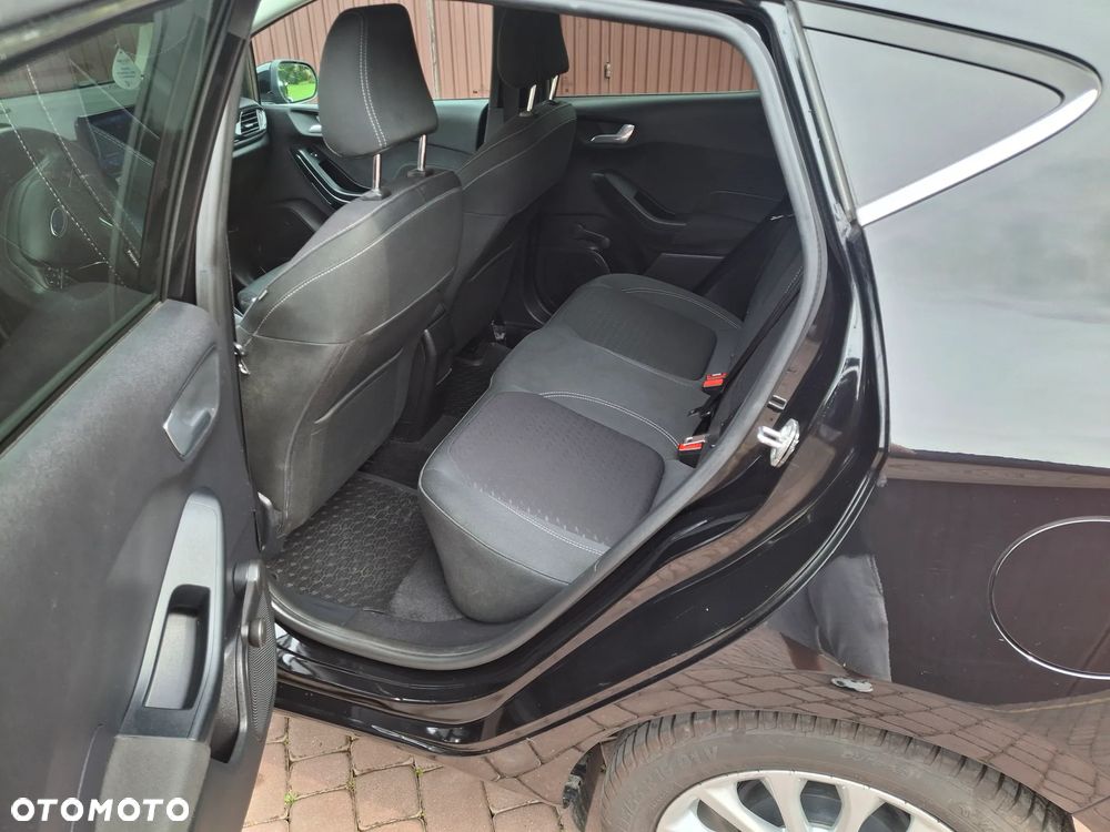 Ford Fiesta 1.0 EcoBoost S&S TITANIUM - 24