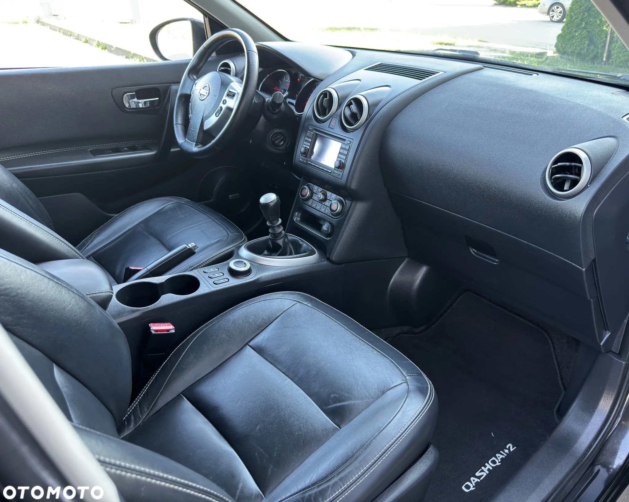 Nissan Qashqai+2 2.0 Tekna Premium - 30