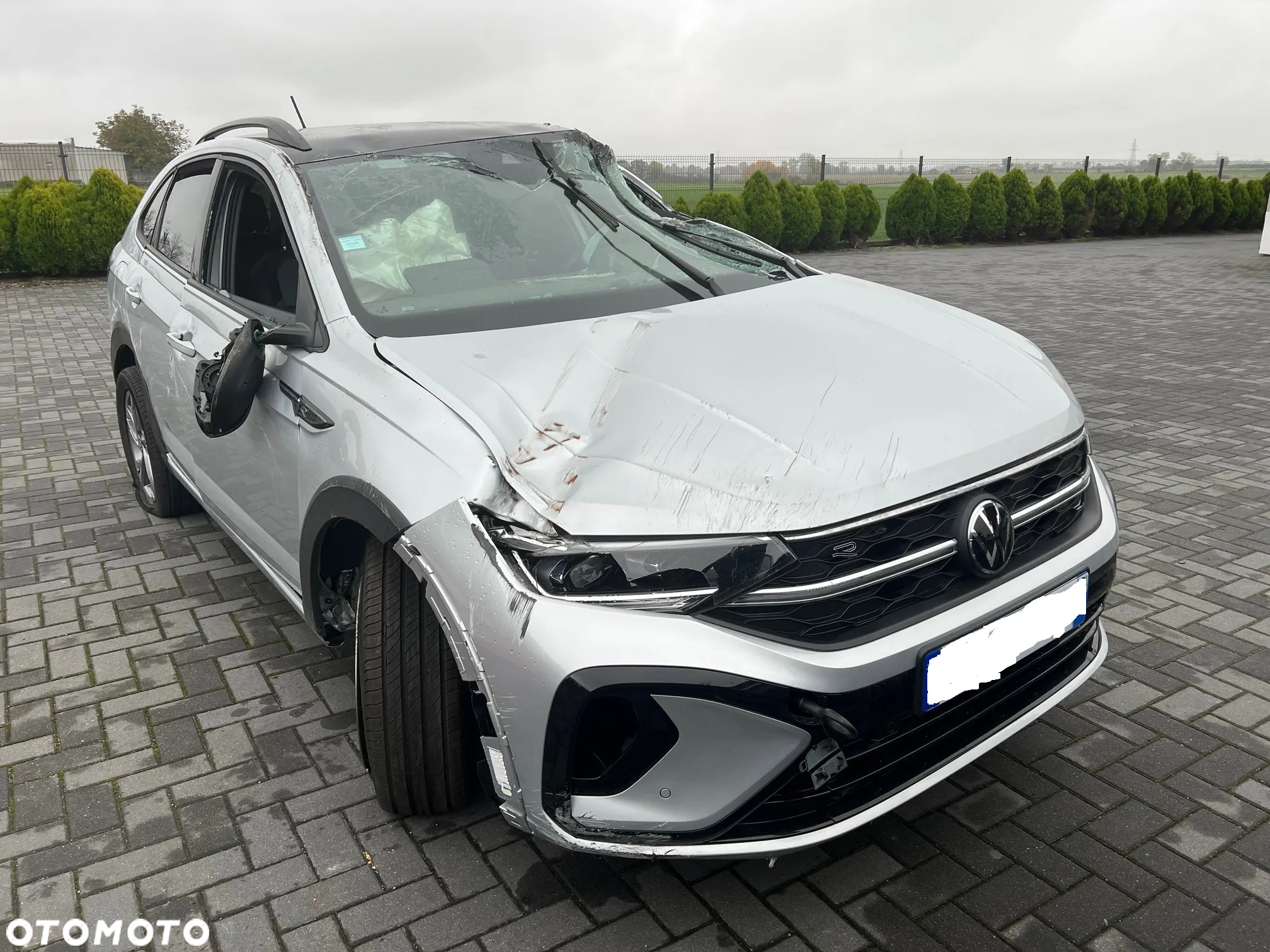 Volkswagen Taigo 1.0 TSI R-Line DSG - 4