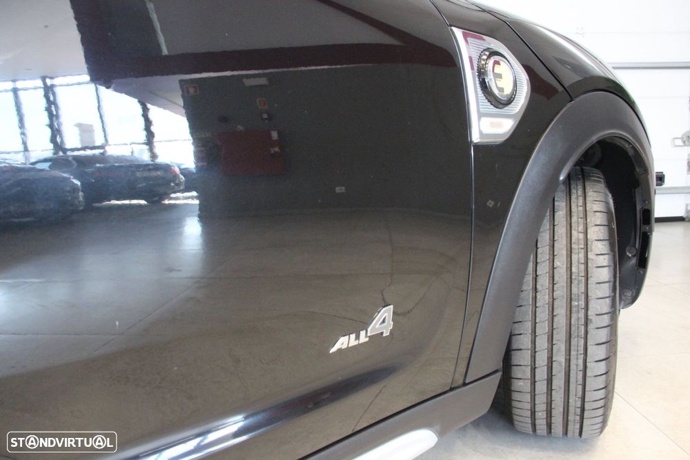 MINI Countryman Cooper SE ALL4 Auto - 6