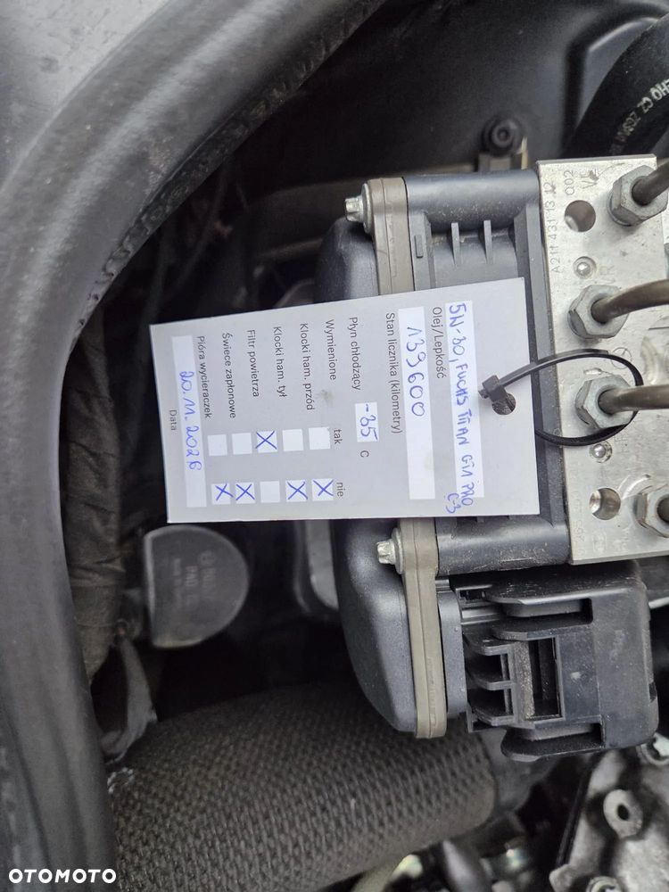 Mercedes-Benz Klasa E - 25