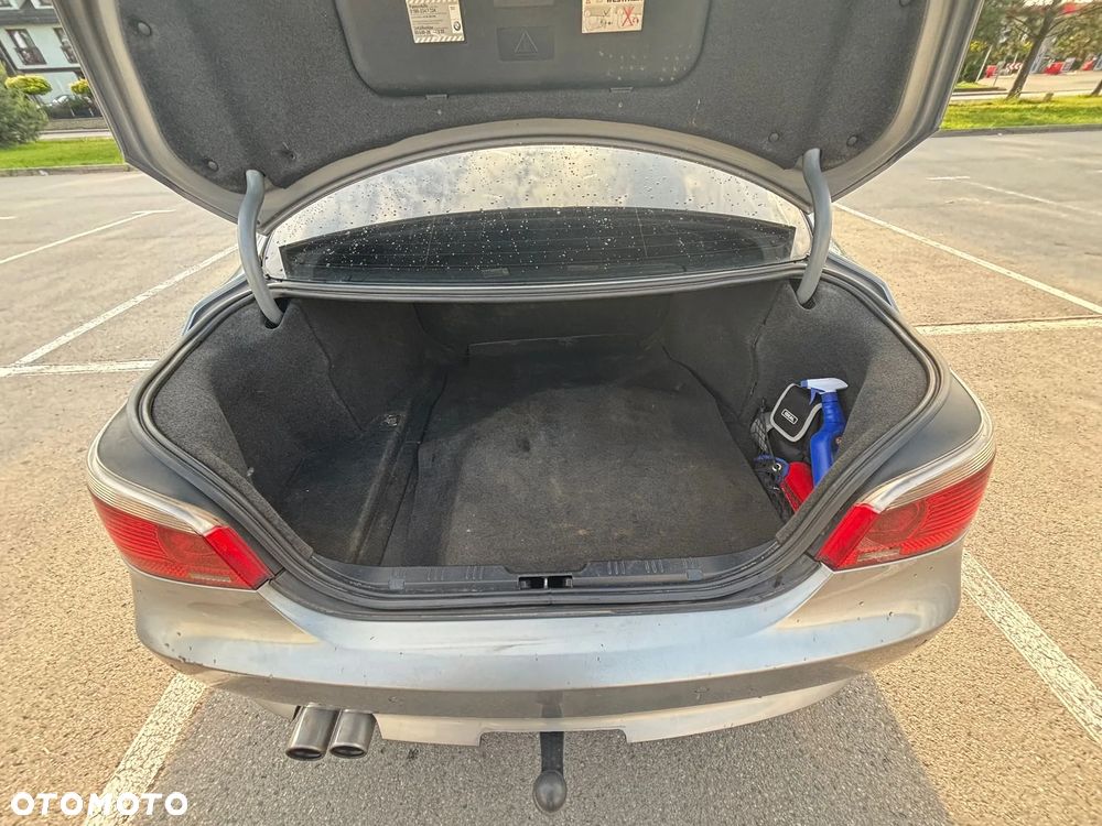 BMW Seria 5 - 16