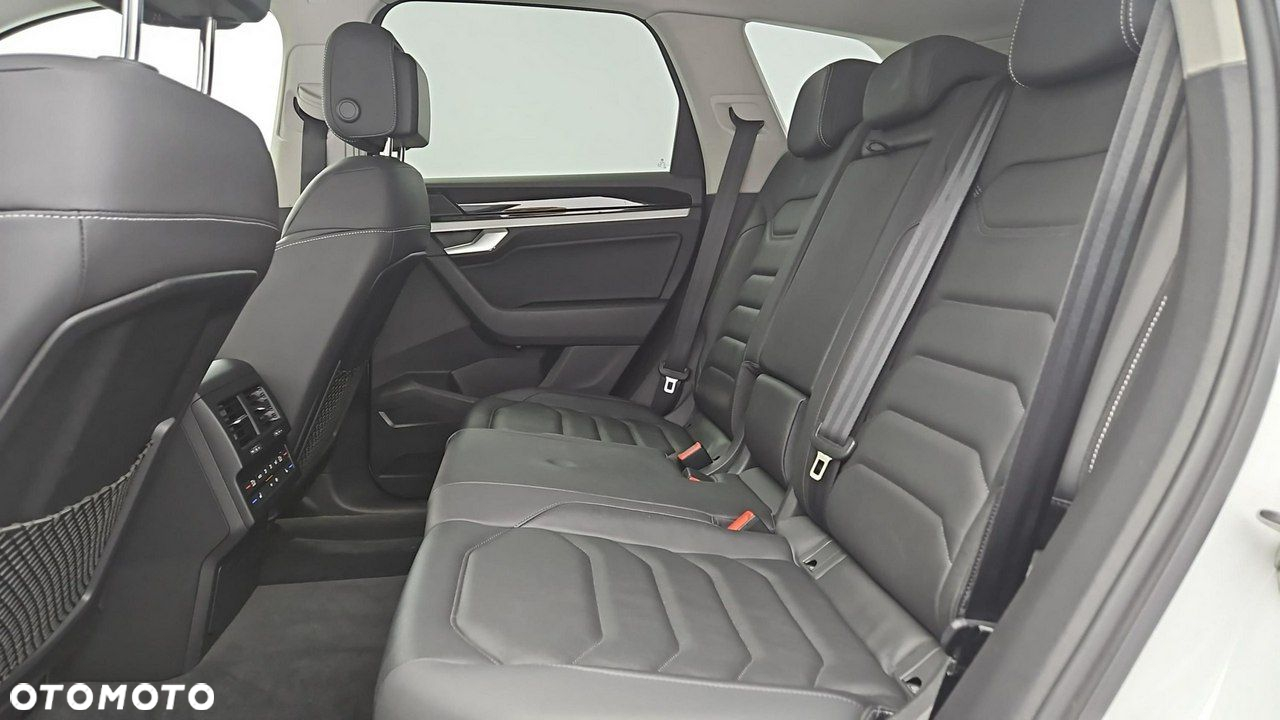 Volkswagen Touareg 3.0 V6 TDI SCR 4Mot - 23