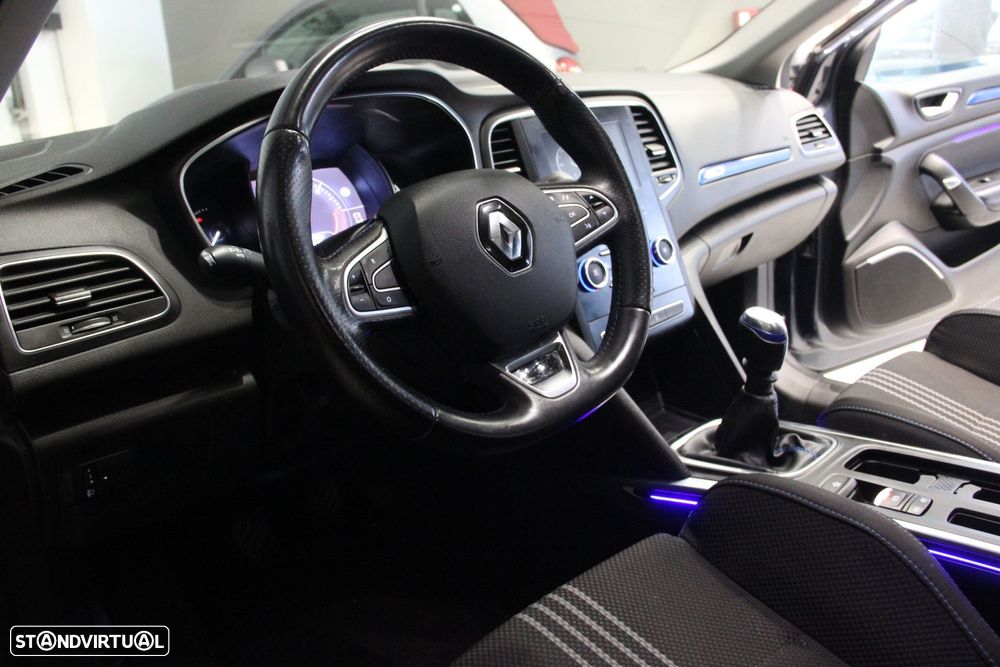 Renault Mégane Sport Tourer 1.5 dCi GT Line - 18