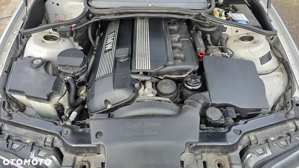 BMW Seria 3 - 14