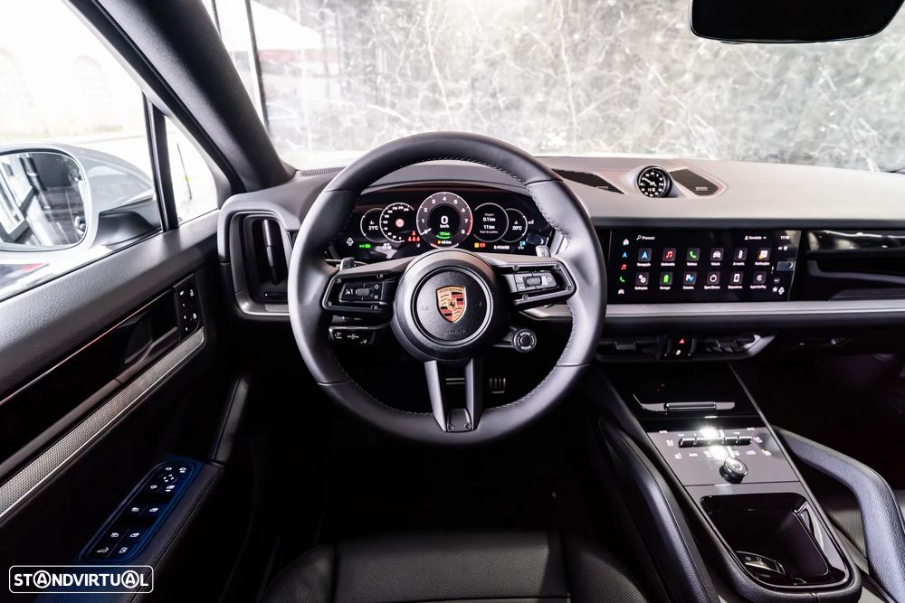 Porsche Cayenne Coupé E-Hybrid - 15