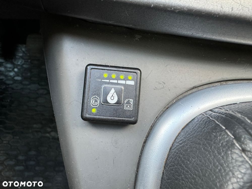 Renault Scenic 1.6 16V Confort Expression - 7