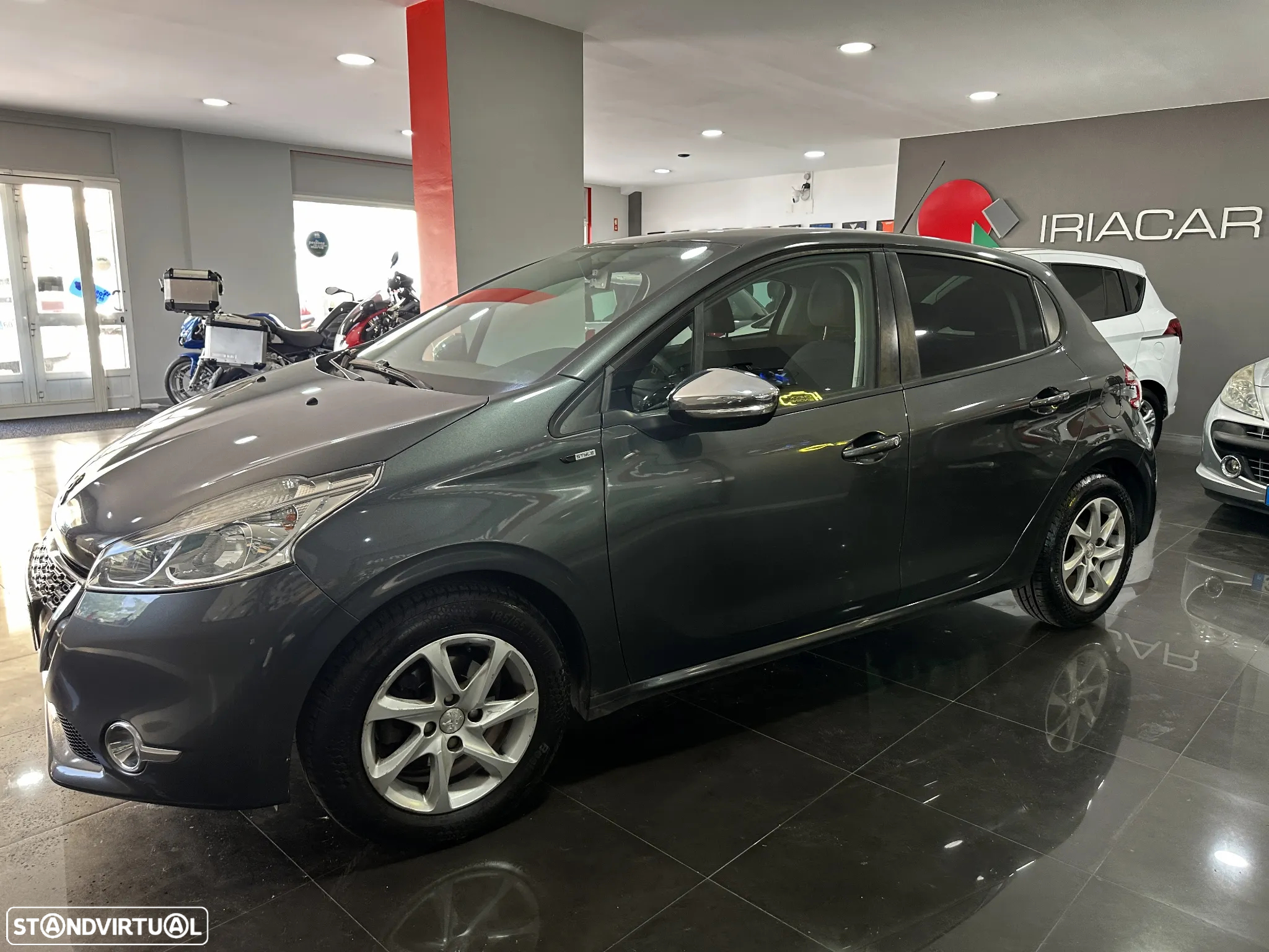 Peugeot 208 1.2 PureTech Style - 7