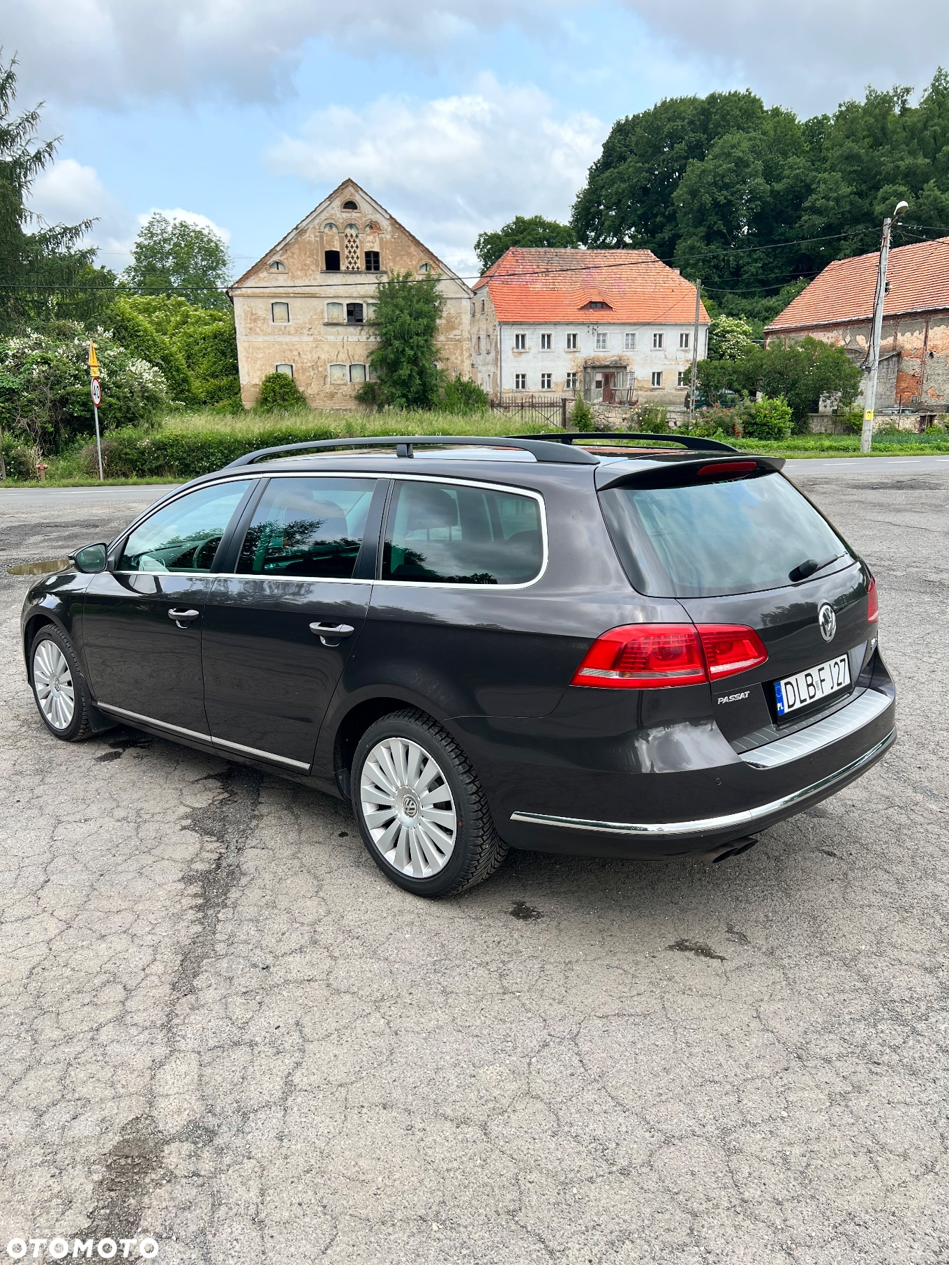 Volkswagen Passat - 14