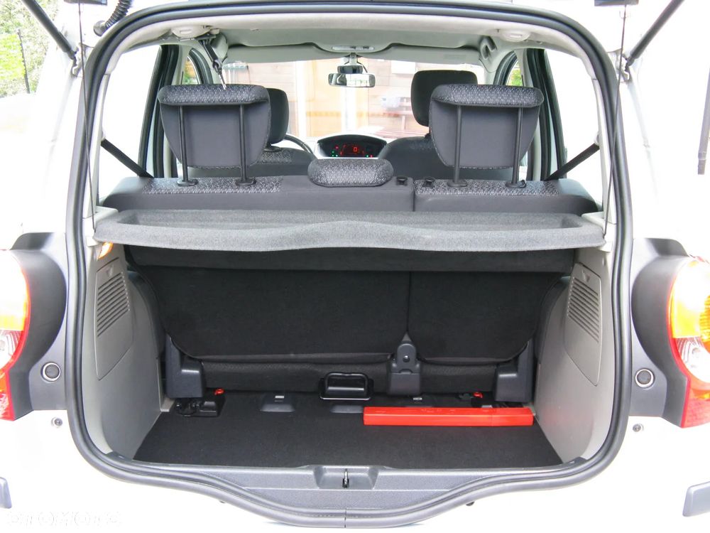 Renault Modus 1.4 Luxe Privilege - 32