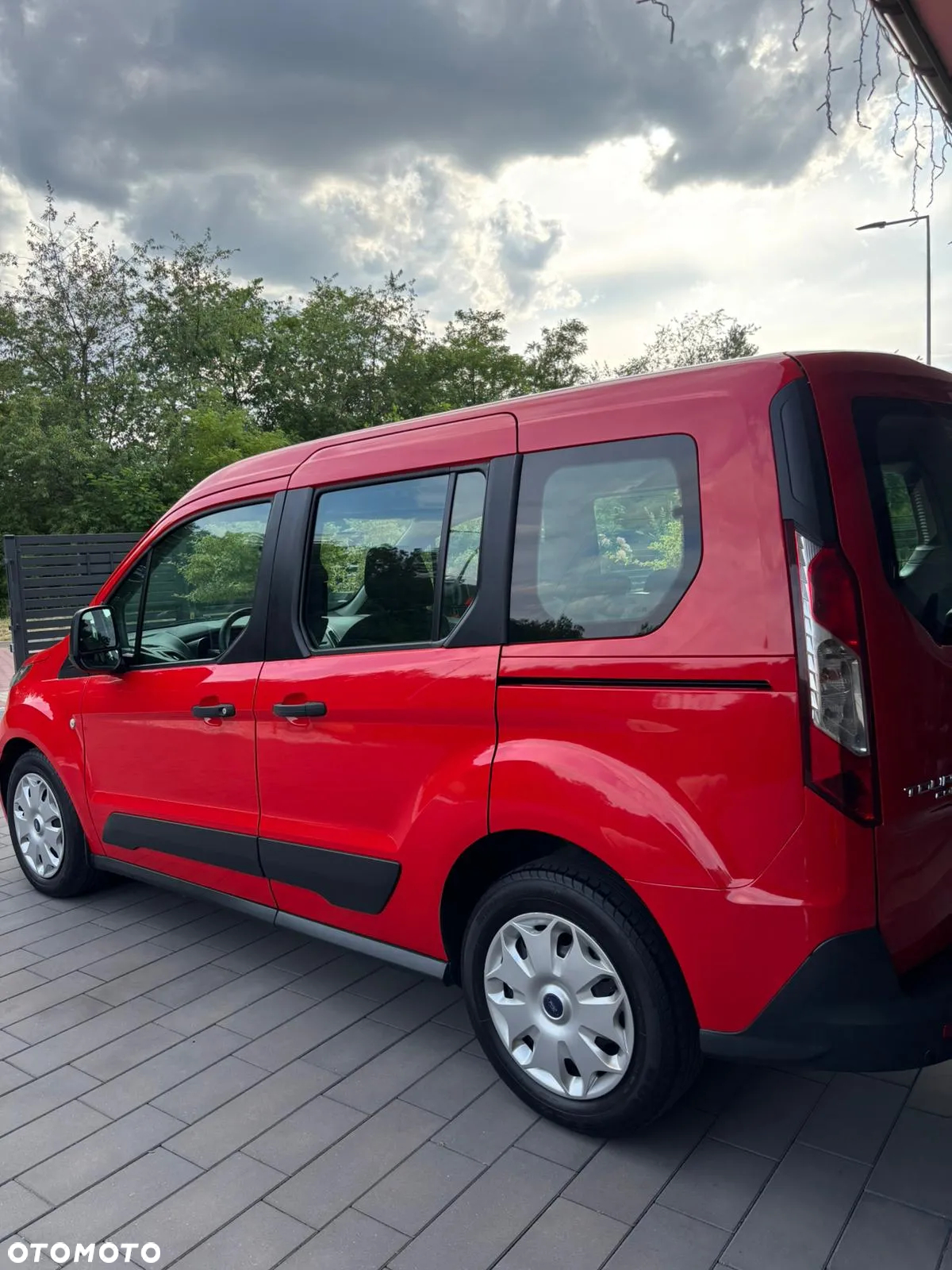 Ford Tourneo Connect 1.5 TDCi Start-Stop Titanium - 6