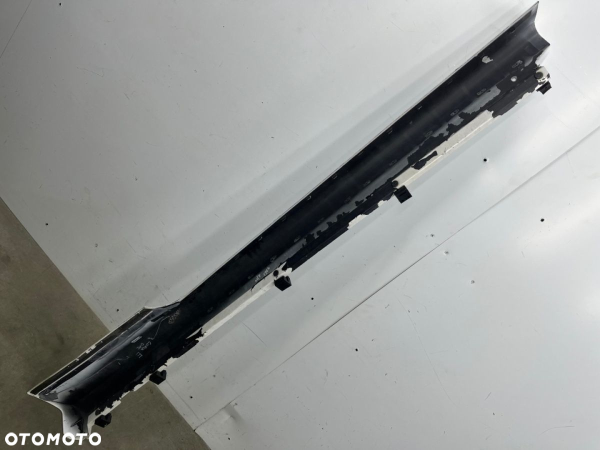 Nakładka progu Opel Corsa E 3drzwi OPC lewa listwa próg zewnętrzny 39004719 - 7