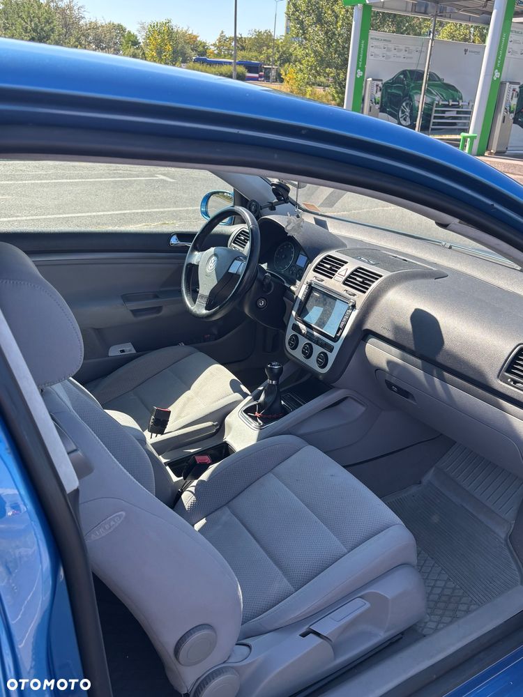Volkswagen Golf 1.6 FSI Comfortline - 7