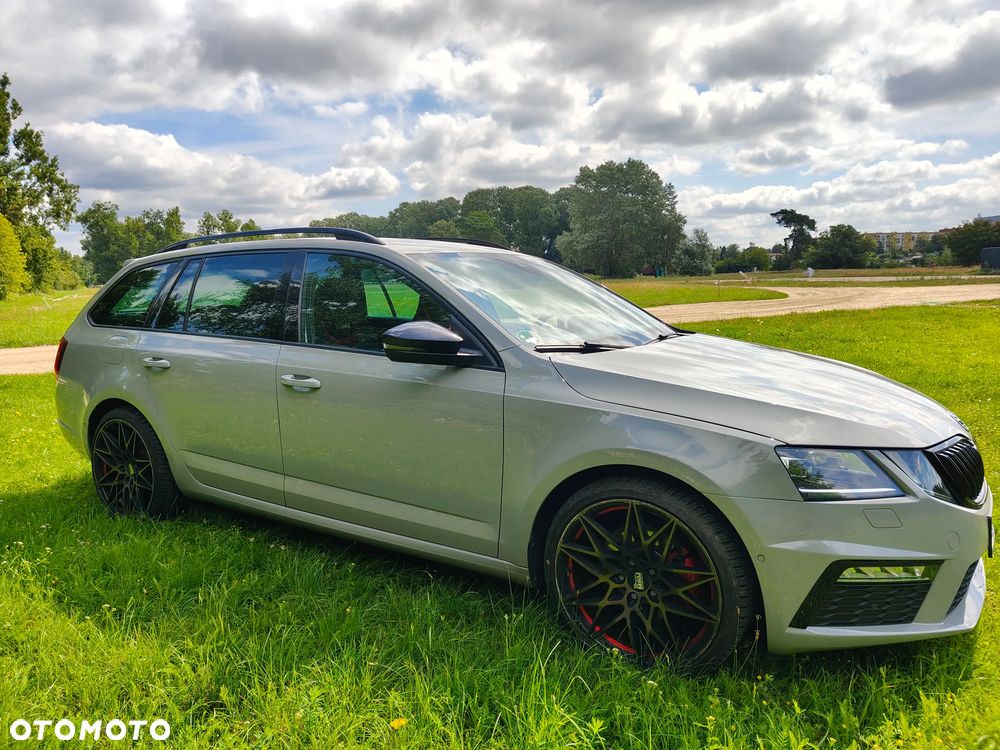 Skoda Octavia 2.0 TDI DSG RS - 6
