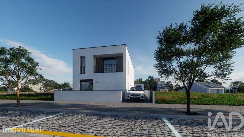 Casa / Villa T3 em Gafanha da Nazaré de 160,00 m2 - Grande imagem: 2/6