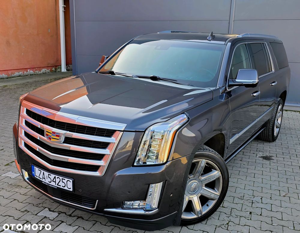 Cadillac Escalade ESV 6.2 V8 AWD AT Premium - 28