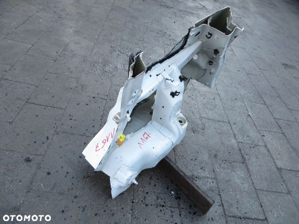 SUZUKI VITARA III BŁOTNIK PRAWY TYŁ TYLNY 26U 14- - 6