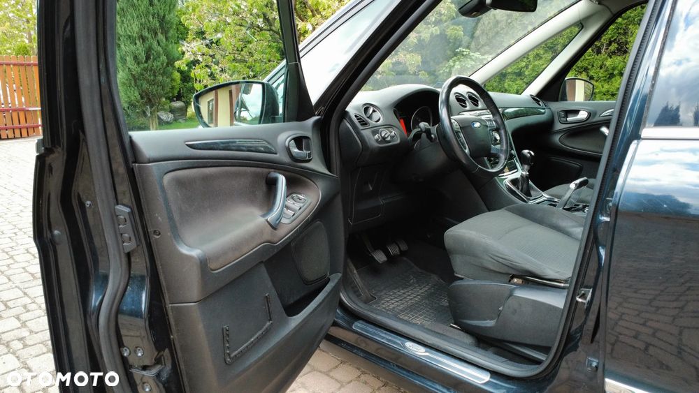Ford Galaxy 2.0 TDCi Ghia - 8