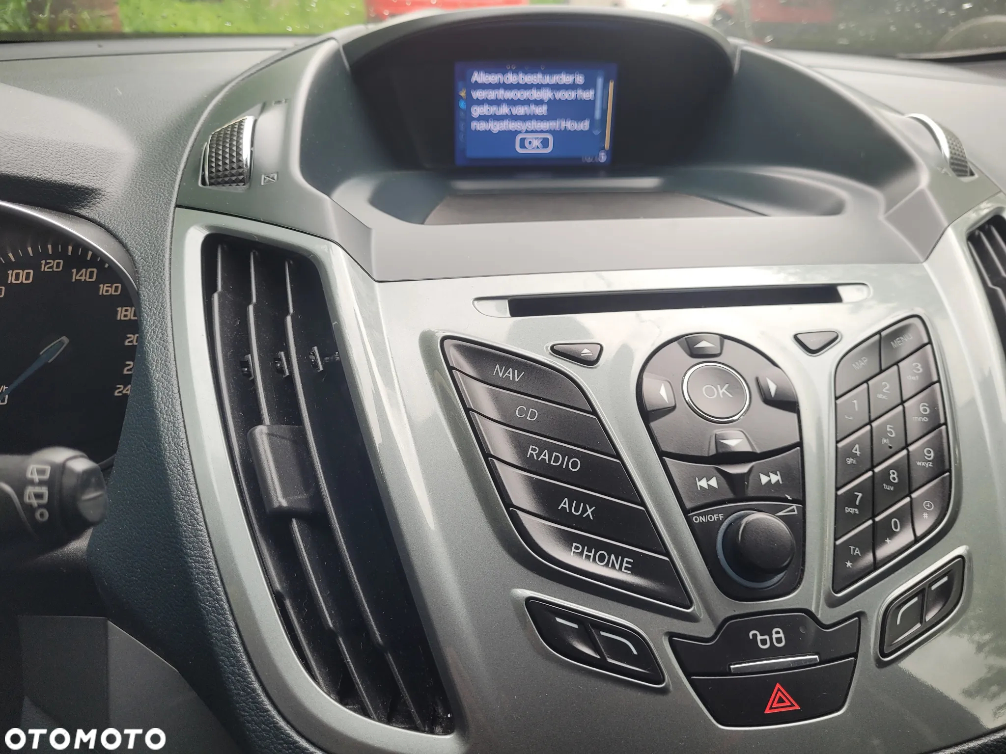 Ford Grand C-MAX - 9