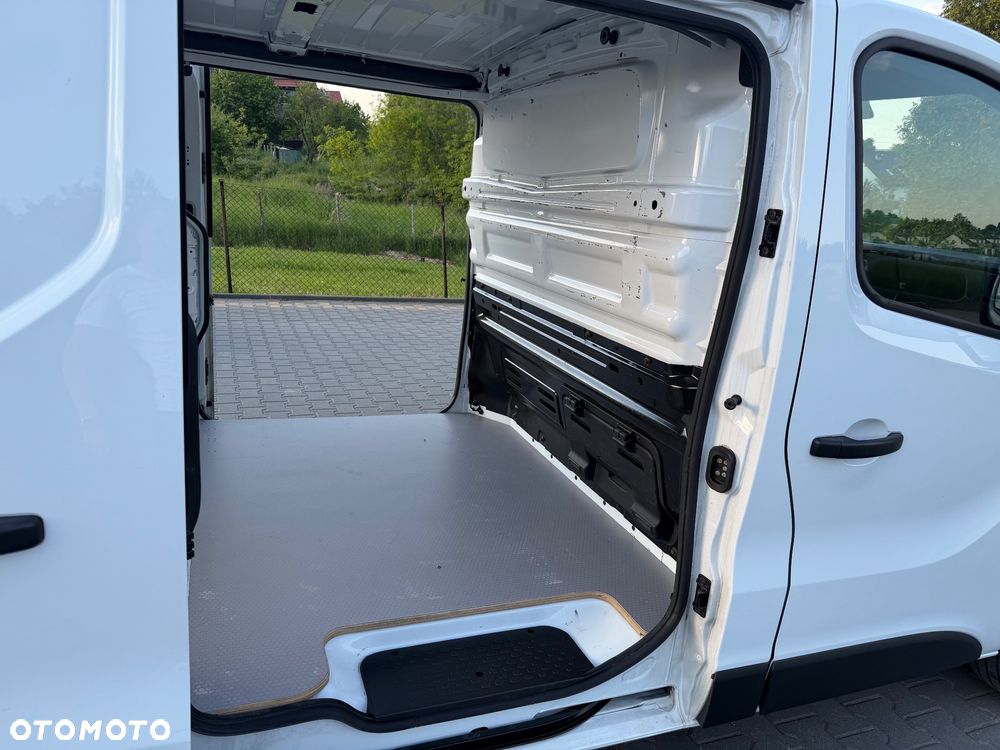 Renault Trafic - 20