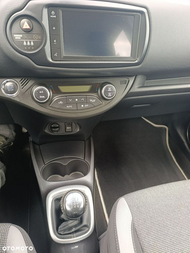 Toyota Yaris - 19