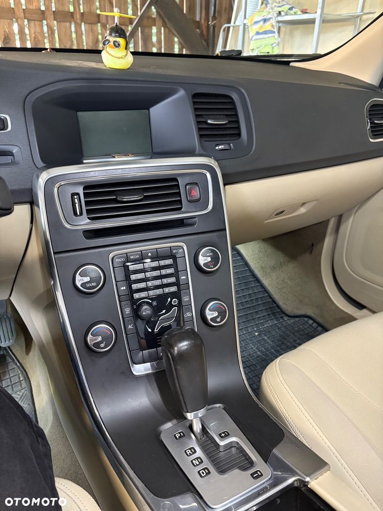 Volvo S60 - 24
