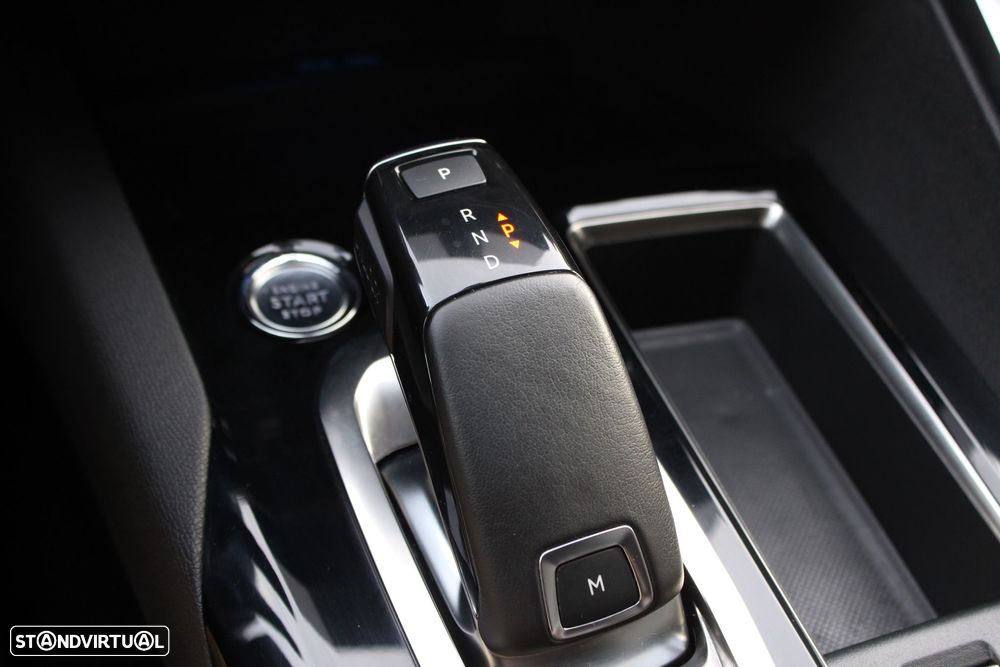 Peugeot 3008 PureTech 130 Stop & Start EAT6 Allure - 22