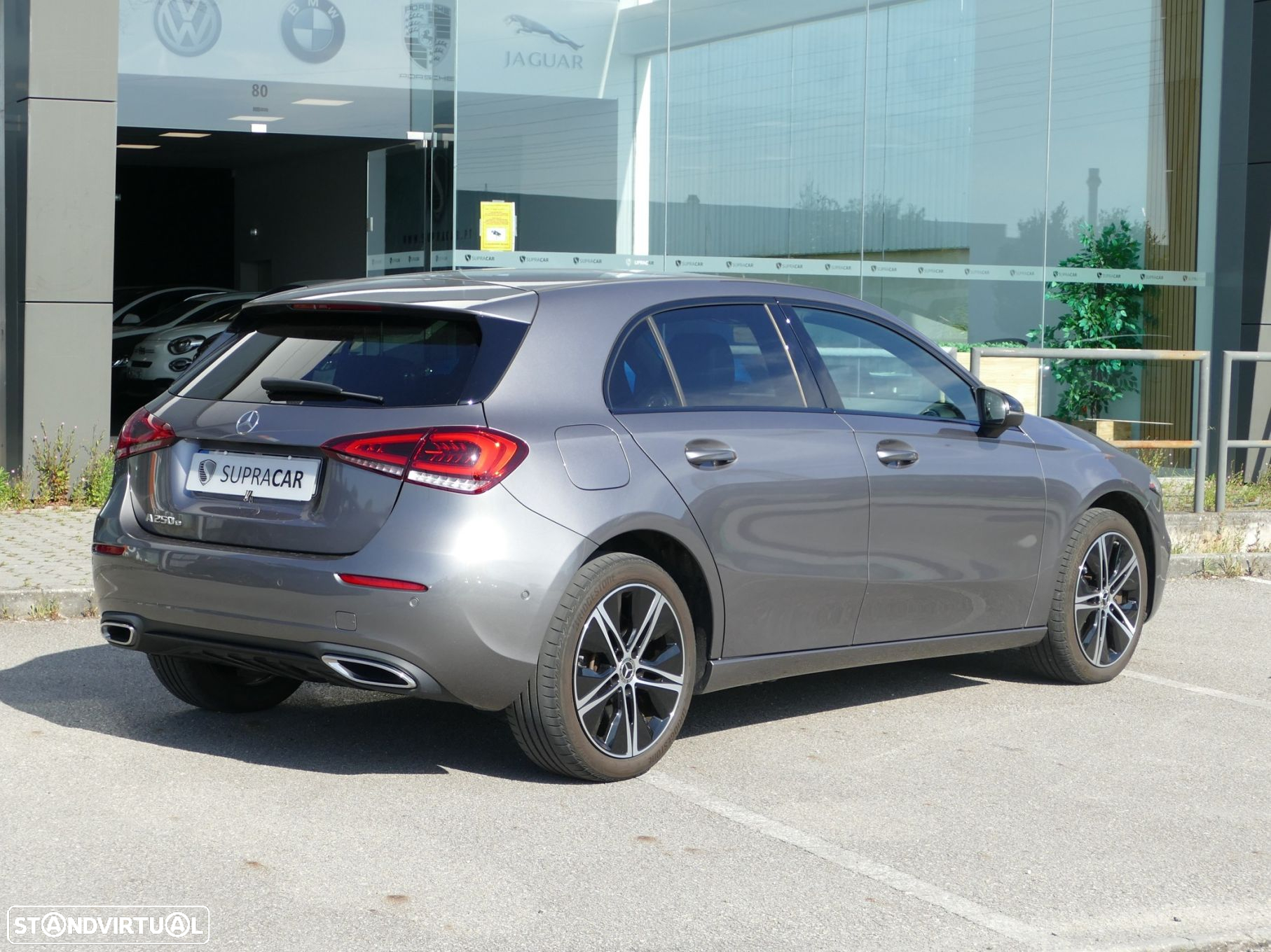 Mercedes-Benz A 250 e Progressive - 3
