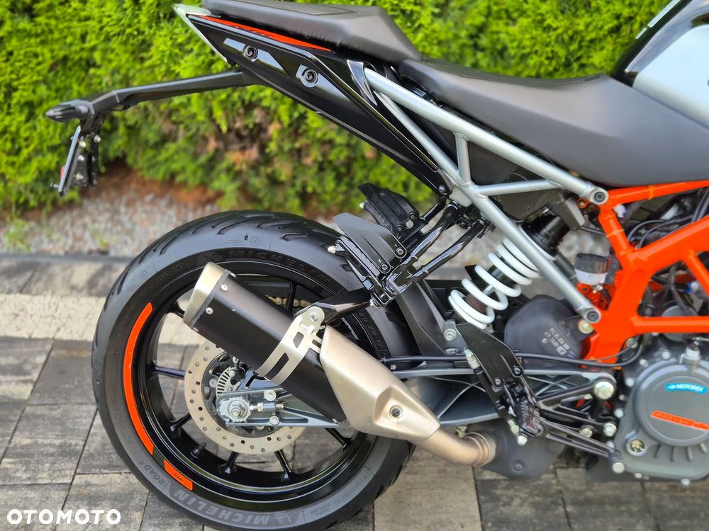 KTM Duke 125 - 10