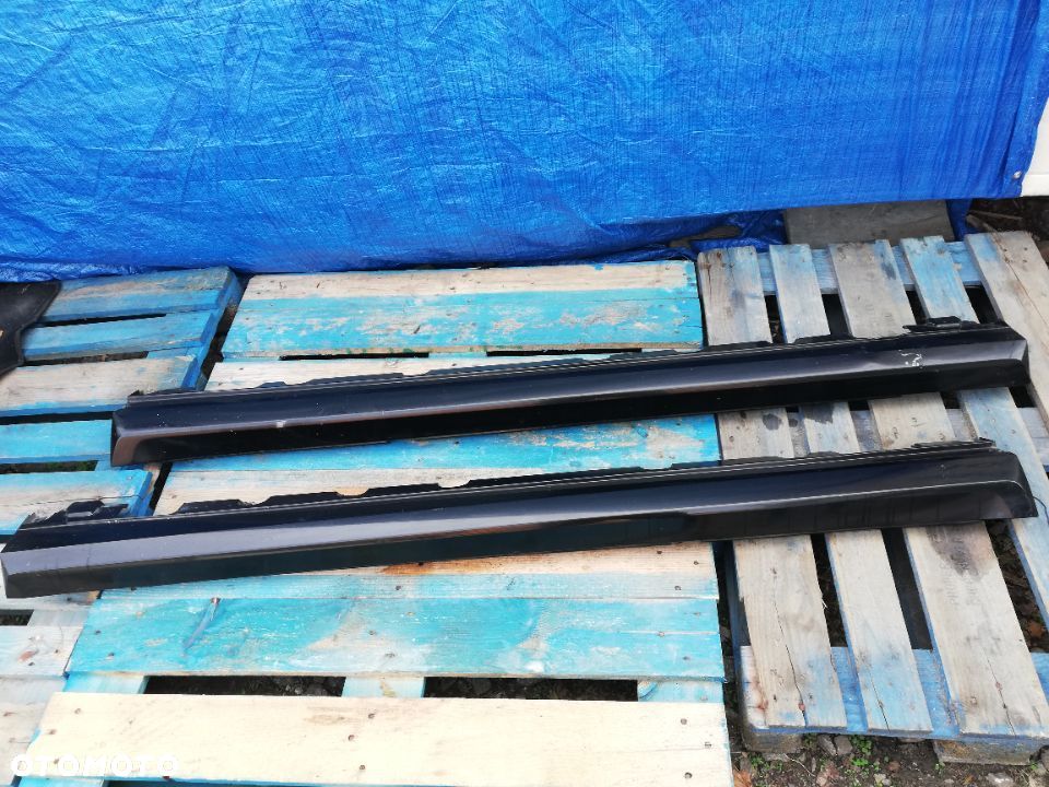 Progi prawy Mercedes GLK X204 lift A2046982254 - 5