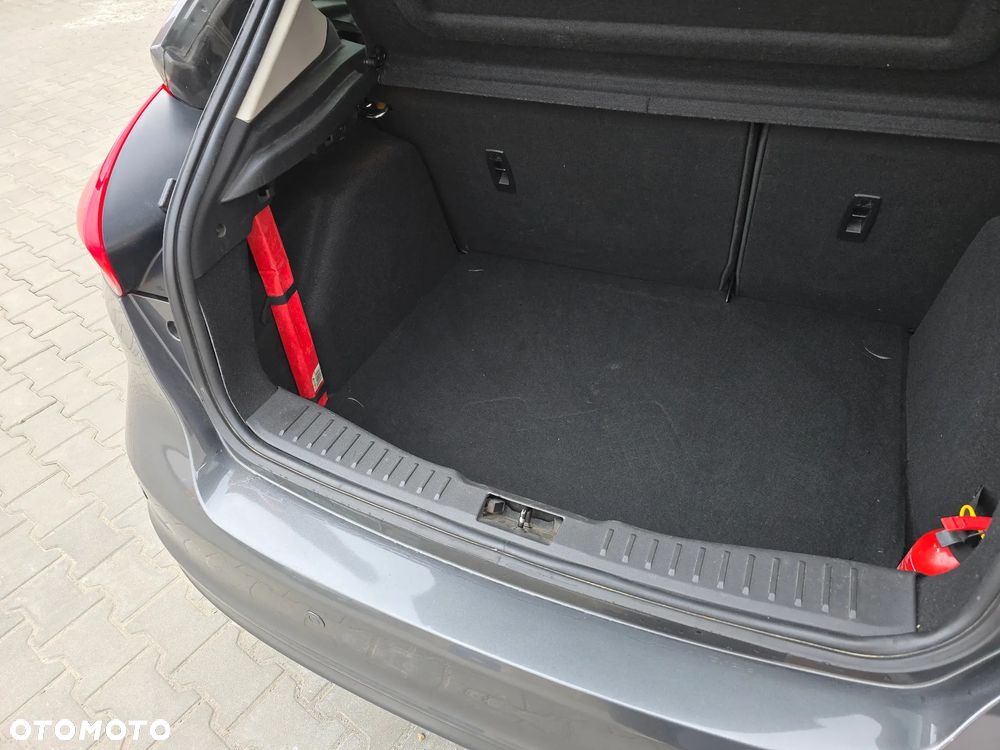 Ford Focus 2.0 TDCi Titanium ASS - 6