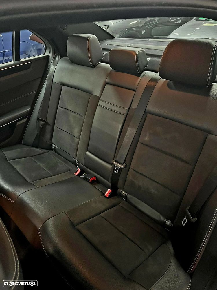 Mercedes-Benz E 300 Bluetec Hybrid Avantgarde - 12