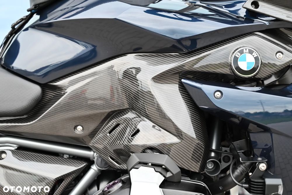 BMW RS - 33