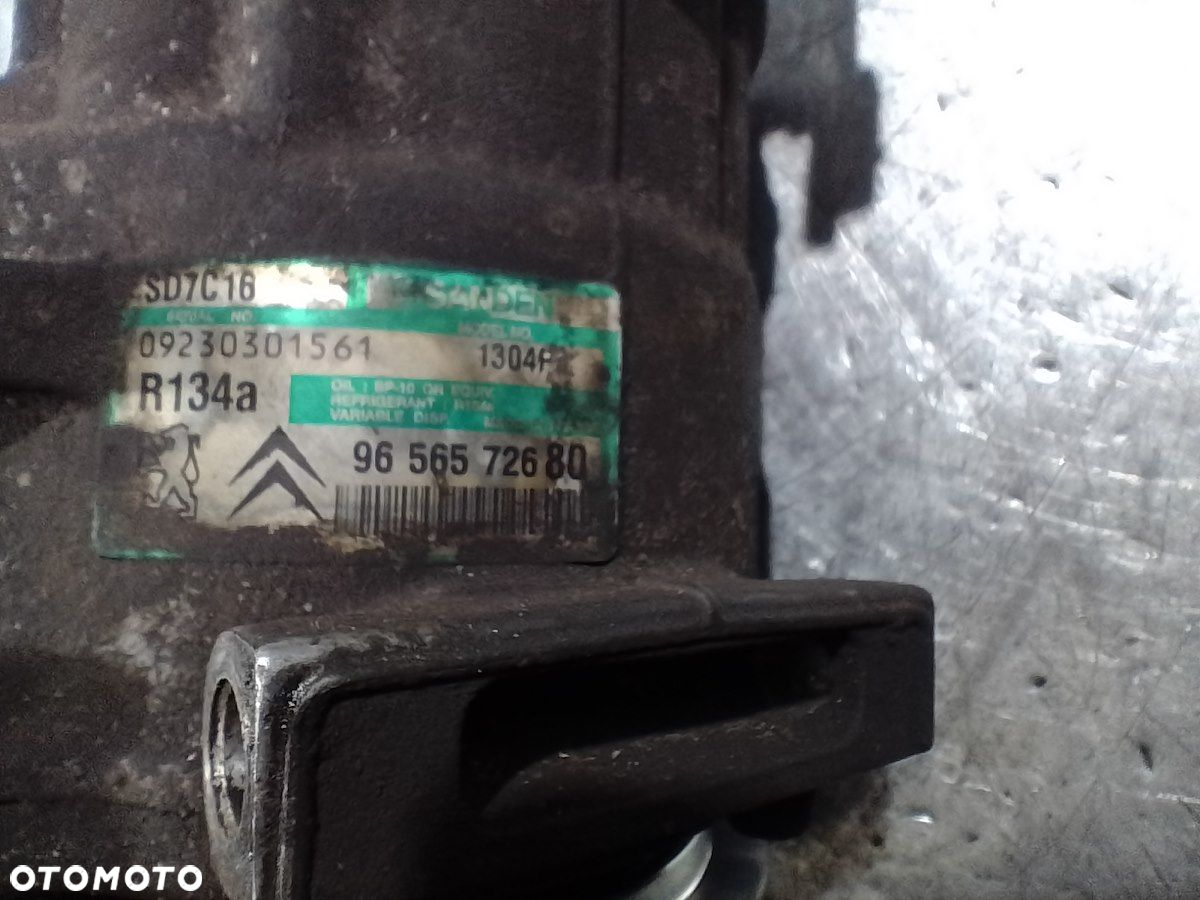 POMPA, SPRĘŻARKA KLIMATYZACJI PEUGEOT 407 9656572680    SD7C16   R134A 1.6 - 3